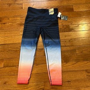 Gap size M compression leggings